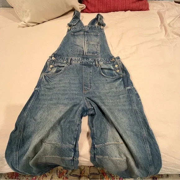 We The Free Good Luck Barrel Overalls • Size L • Ultra Light Beam - Picture 7 of 16